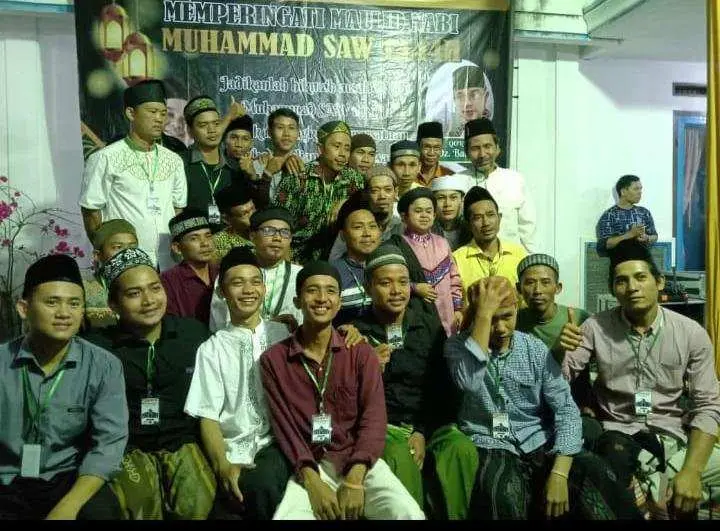 Maulid Nabi di Kunci Sinar Baru Diisi Tausyiah Ustadz Mumuy