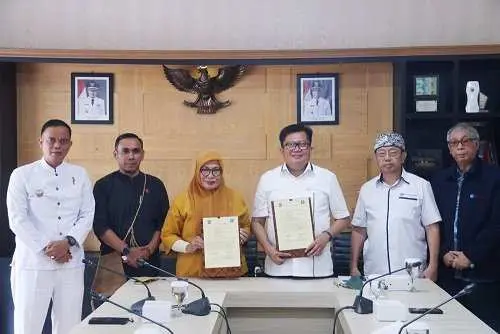 Pemkot Bogor Terima Master plan Agrowisata Halal Rancamaya dari IPB