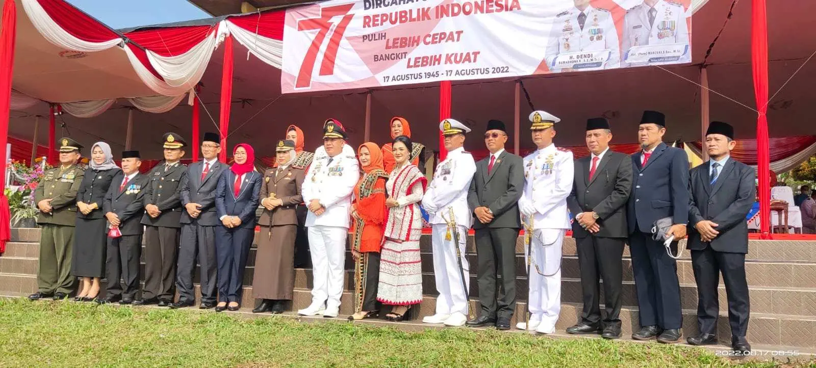 Bupati Pesawaran Jadi Inspektur Upacara HUT Kemerdekaan RI Ke 77  