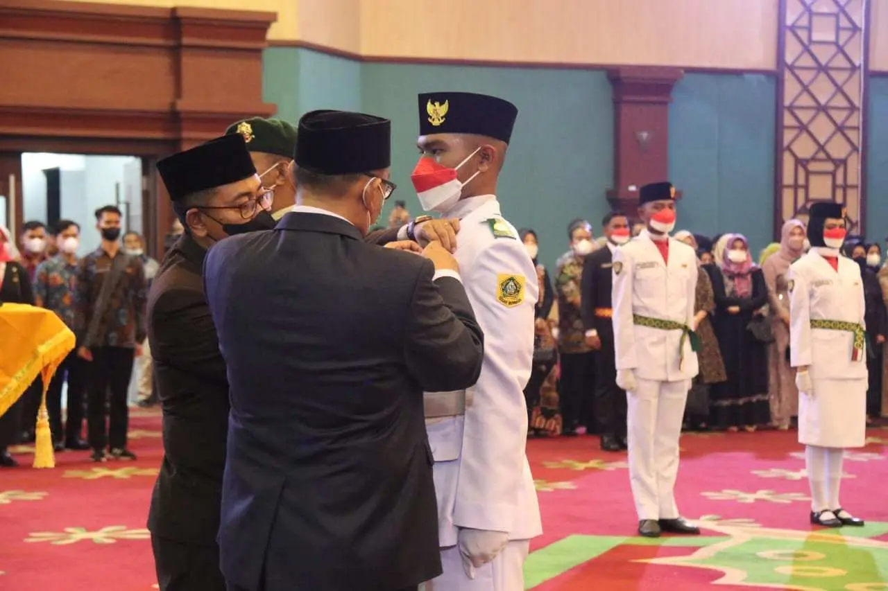 Plt. Bupati Bogor Kukuhkan Paskibraka Upacara Hari Kemerdekaan RI Ke-77