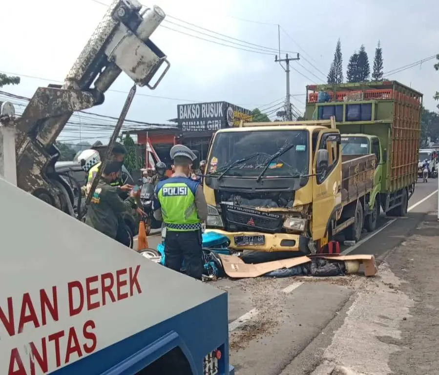 Kecelakaan Beruntun di Turunan Selarong, 1 Pengendara Motor Tewas Ditempat