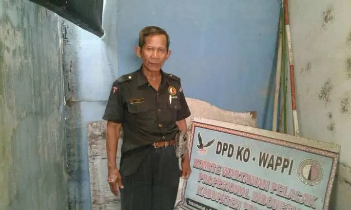 Almarhum Koeswanto Dimakamkan di TPU Windu Sono Kesugihan