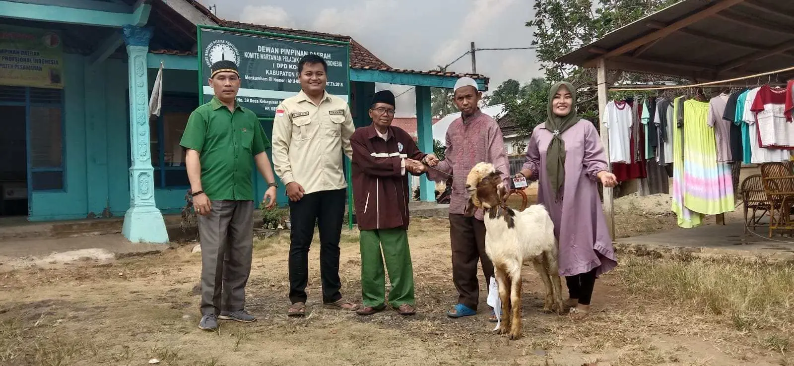 Keluarga Ko-wappi Sembelih Satu Ekor Kambing Qurban