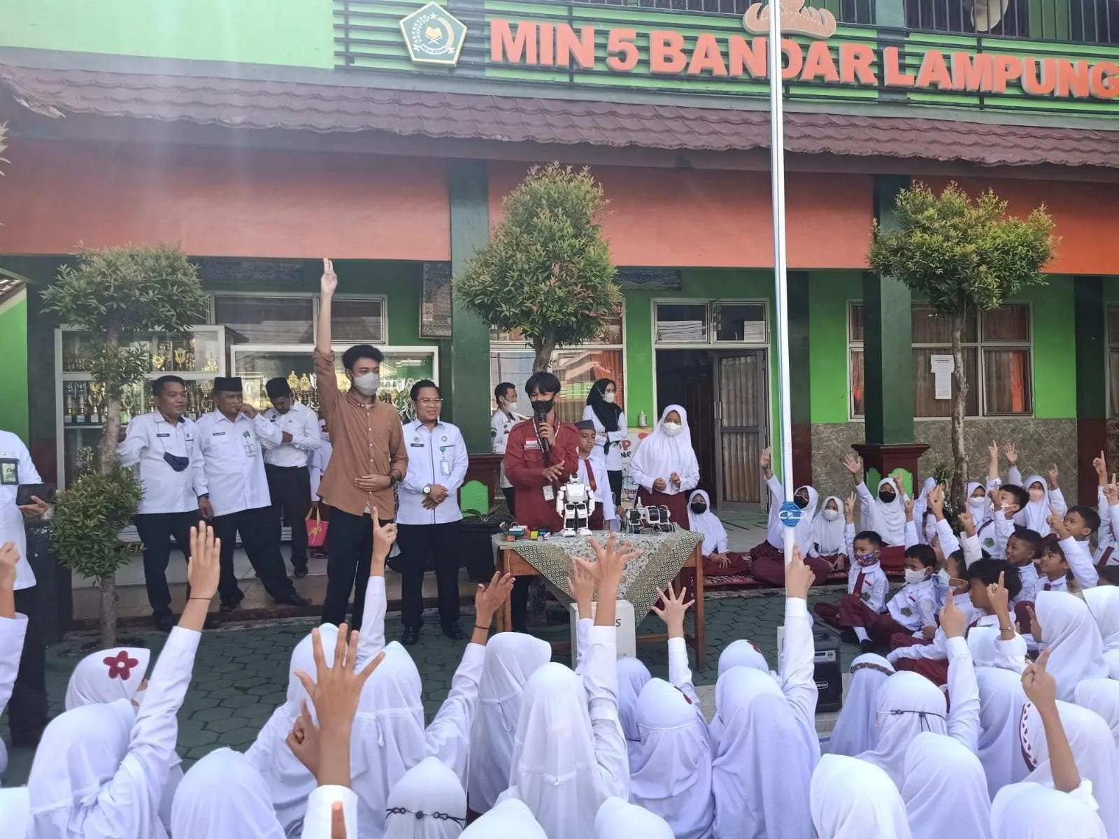 Ekstrakurikuler Robotika Hadir di MIN 5 Bandar Lampung