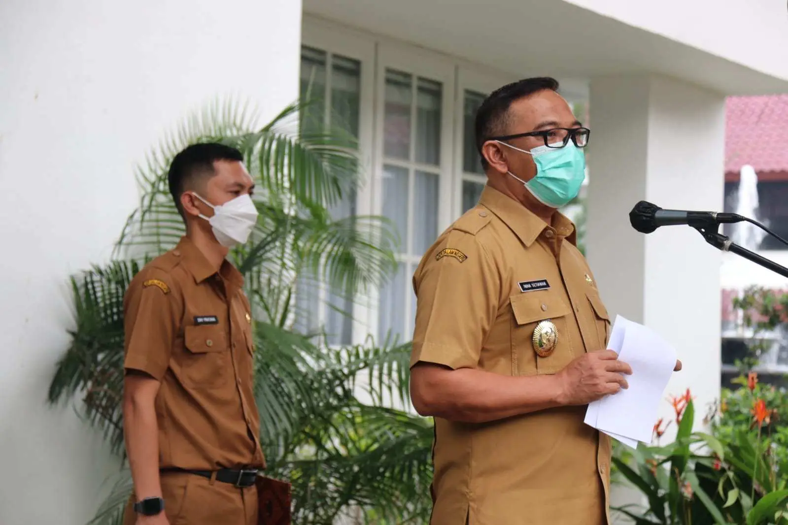 Plt Bupati Bogor Iwan Setiawan Pimpin Apel Pagi Perdana