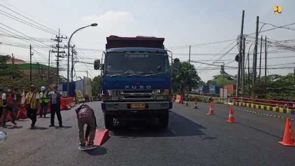 Selesai Uji Beban, Jembatan Ngaklik Siap dilalui Kendaraan Pada H-10 Lebaran