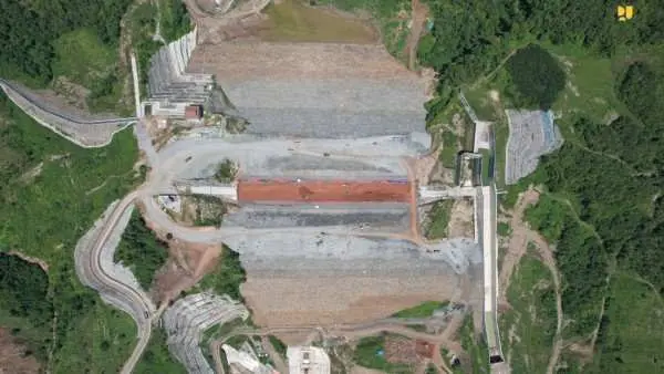 Capai Progres 83 % Bendungan Multifungsi Cipanas Ditargetkan Rampung Akhir 2022