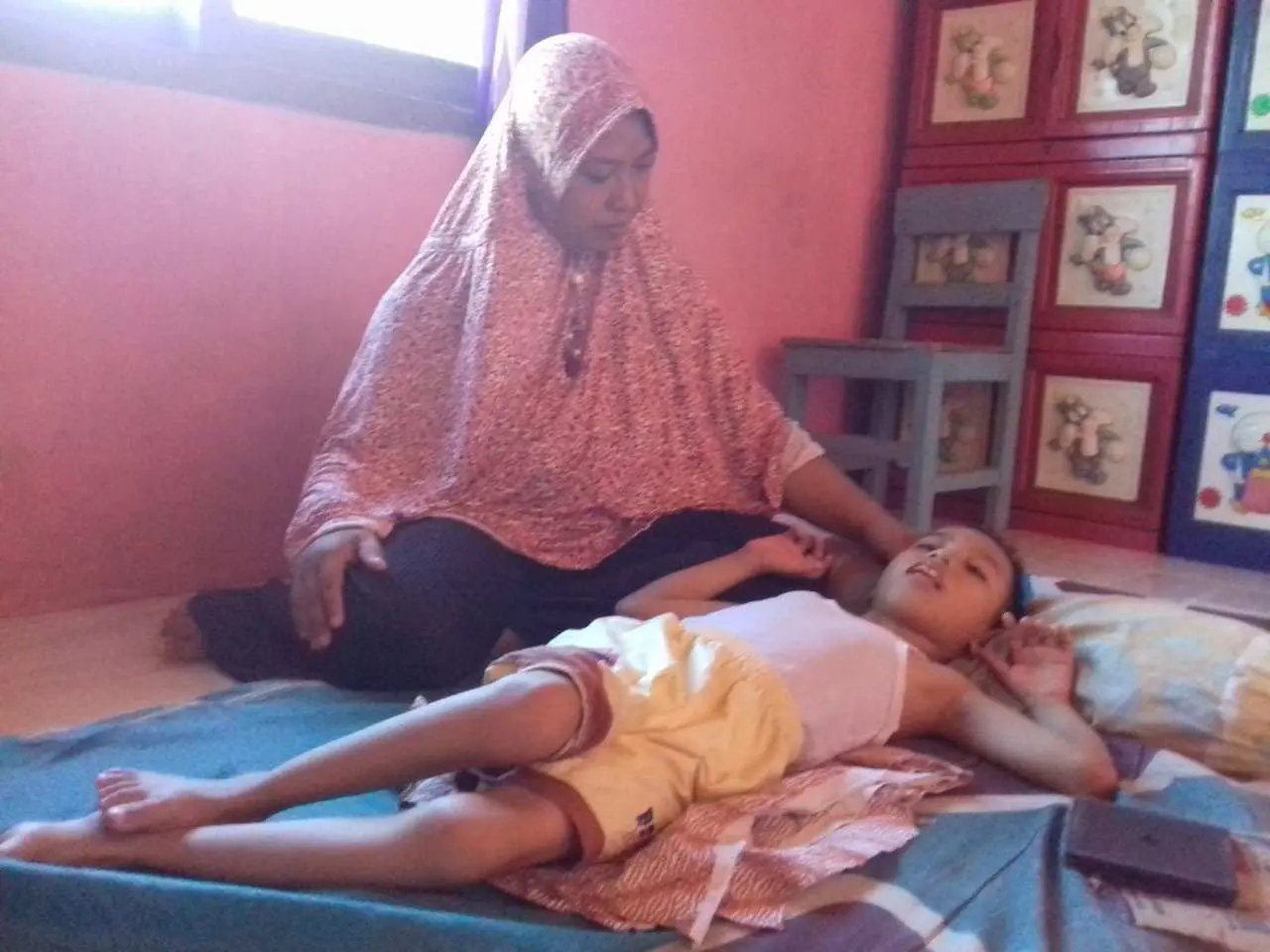 Miris! Bocah Umur 11 Tahun Lumpuh Belum Mendapat Pengobatan