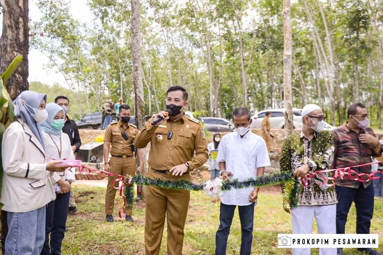 Bupati Pesawaran Resmikan Lahan Agrowisata Herbal Kesuma Bangsa Di Desa Pujo Rahayu