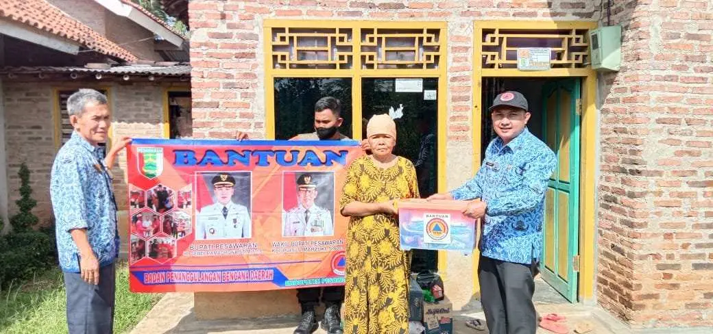 Warga Kali Dantar Korban Kebakaran Mendapat Bantuan Dari Pemkab Pesawaran