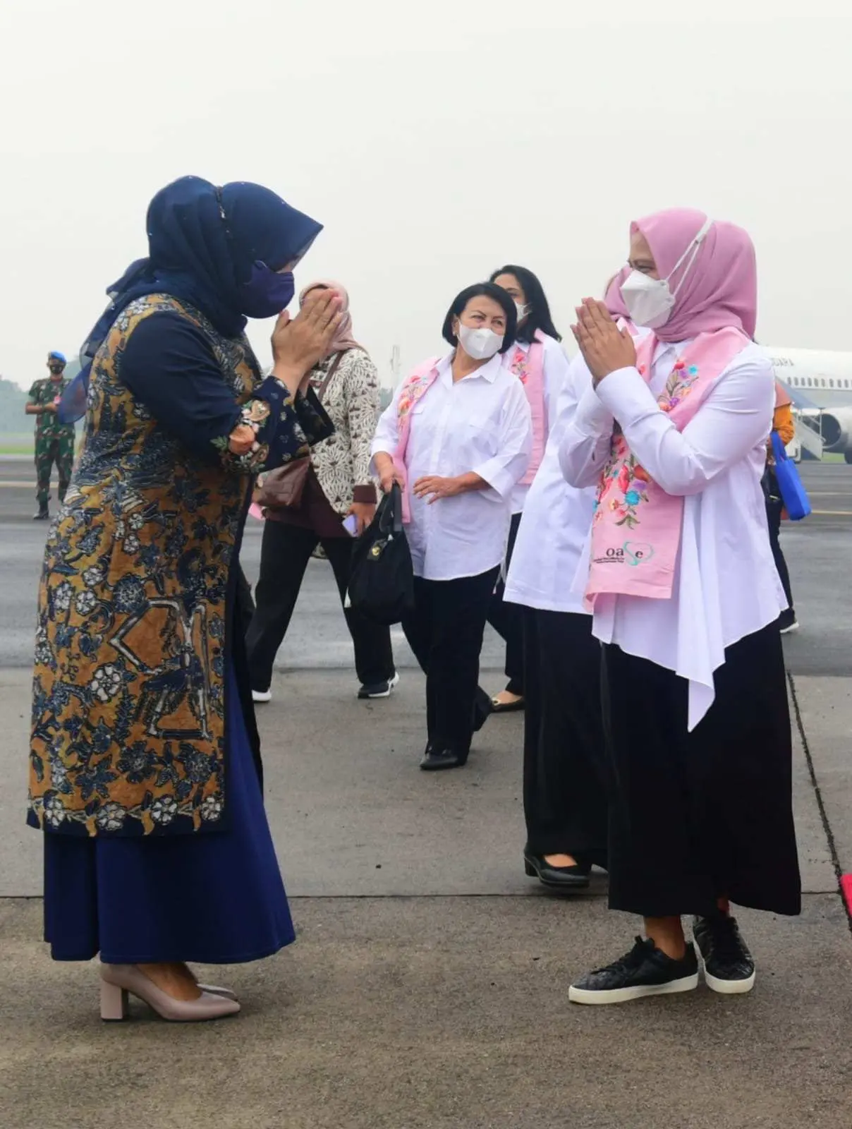 Ibu Iriana Tinjau Vaksinasi Anak di Kota Bandung