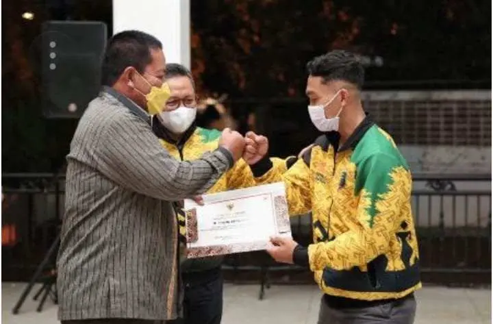 Gubernur Lampung Beri Piagam Penghargaan Dan Dana Pembinaan Kepada Atlet Peraih Medali PON XX Papua