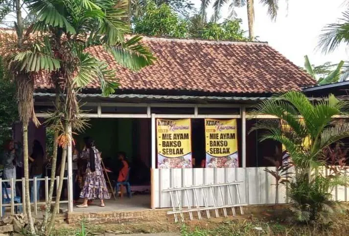 Kedai Kharisma Kini Hadir di Pekon Belitar Rejo, Ini Menu Andalannya