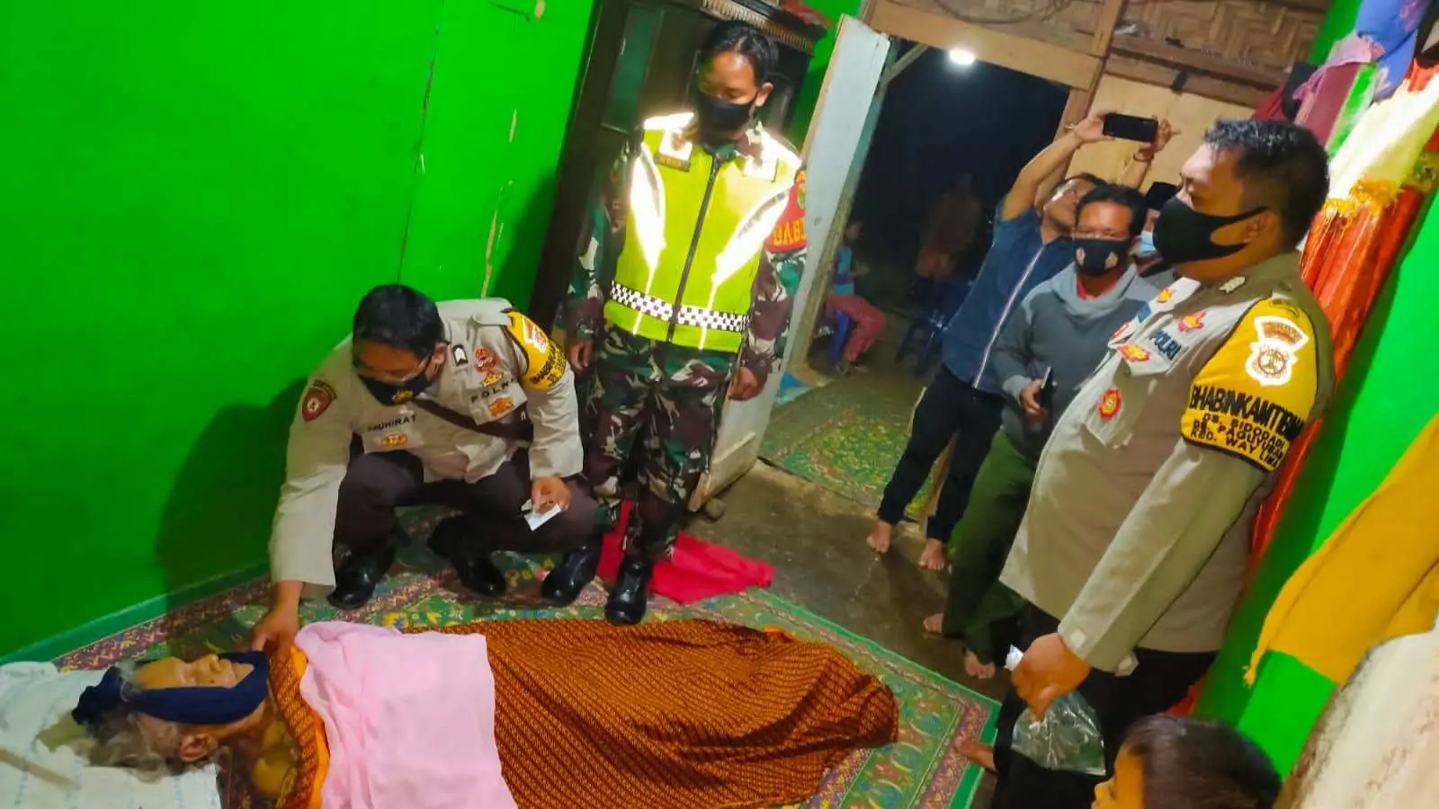 Biadab.!! Anak Kandung Tega Bunuh Bapak Sendiri, Ini Kronologisnya