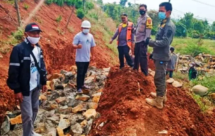 Realisasi SAMISADE di Desa Hambalang, Ini Kata Kades Wawang Sudarwan