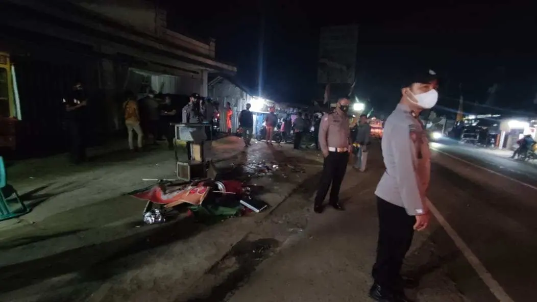 Tabrakan Maut Mobil VS Motor Satu Orang Tewas ditempat