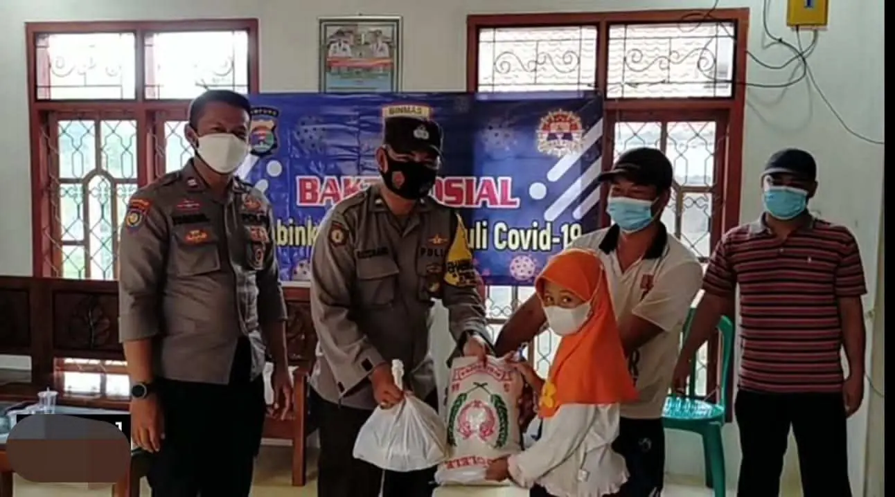 Bhabinkamtibmas Polsek Padang Cermin Salurkan Bantuan Kepada Warga Binaan