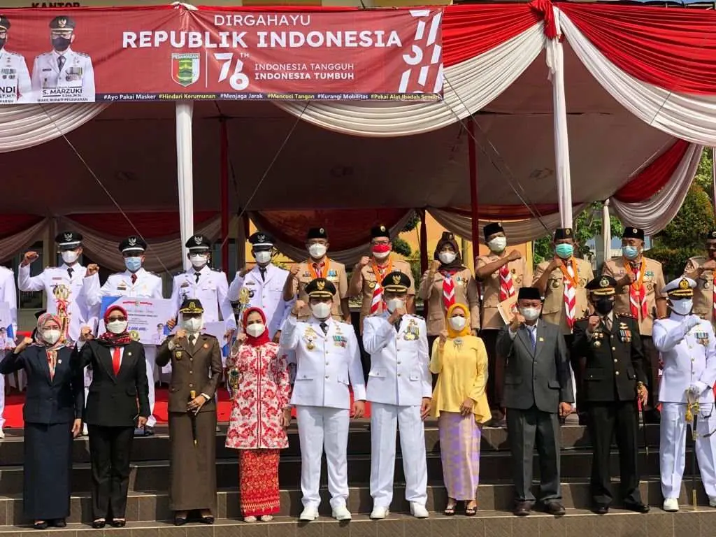 Pemkab Pesawaran Gelar Upacara Bendera Peringati HUT RI Ke – 76