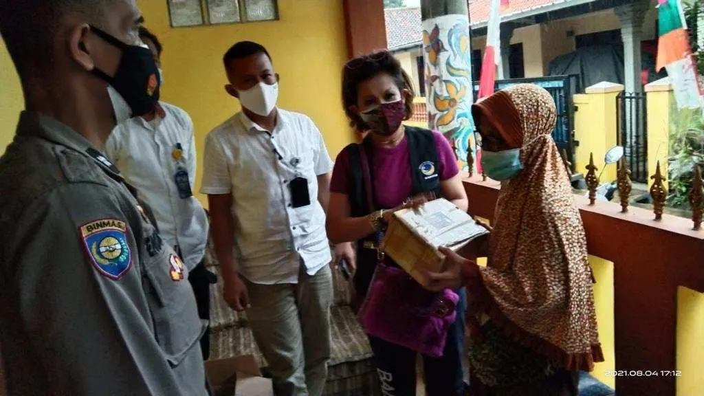 Devie Berkunjung Warga Melapor Ini Kata Devie