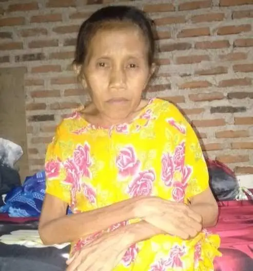 Zuhroh Warga Desa Batu Menyan Berharap Uluran Tangan Para Dermawan