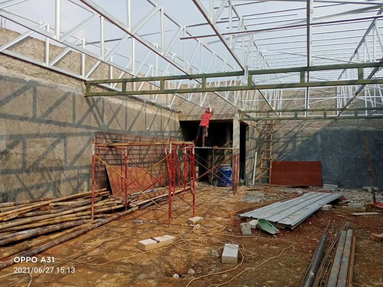 Diduga Pembangun Tak Berijin, Ini Kata Lurah Karadenan