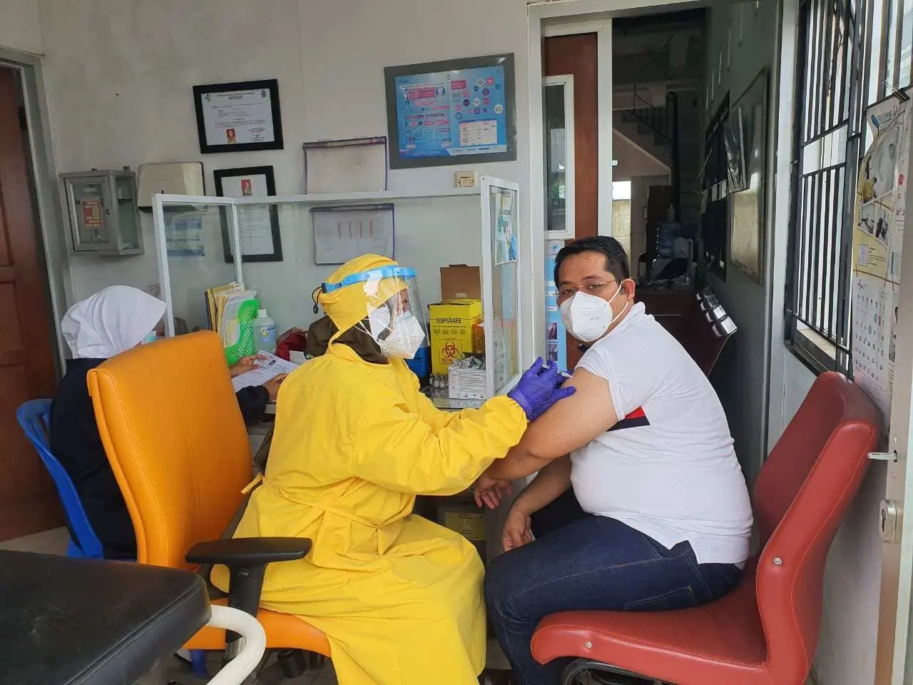 Advokat Bahtera Gurning Ajak Masyarakat Ikut Divaksin