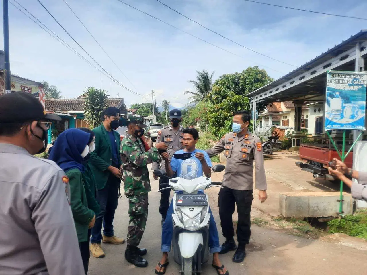 Desa Sukaraja Berhasil Turunkan Penyebaran Covod-19