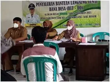 Pemdes Ciaruteun Udik Salurkan BLT DD Kepada 153 KPM