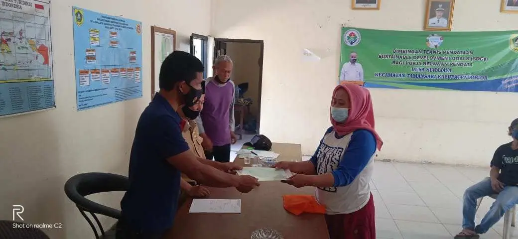 Pemdes Sukajaya Bantah adanya Penahanan Sertifikat Warga Terkait Program PTSL